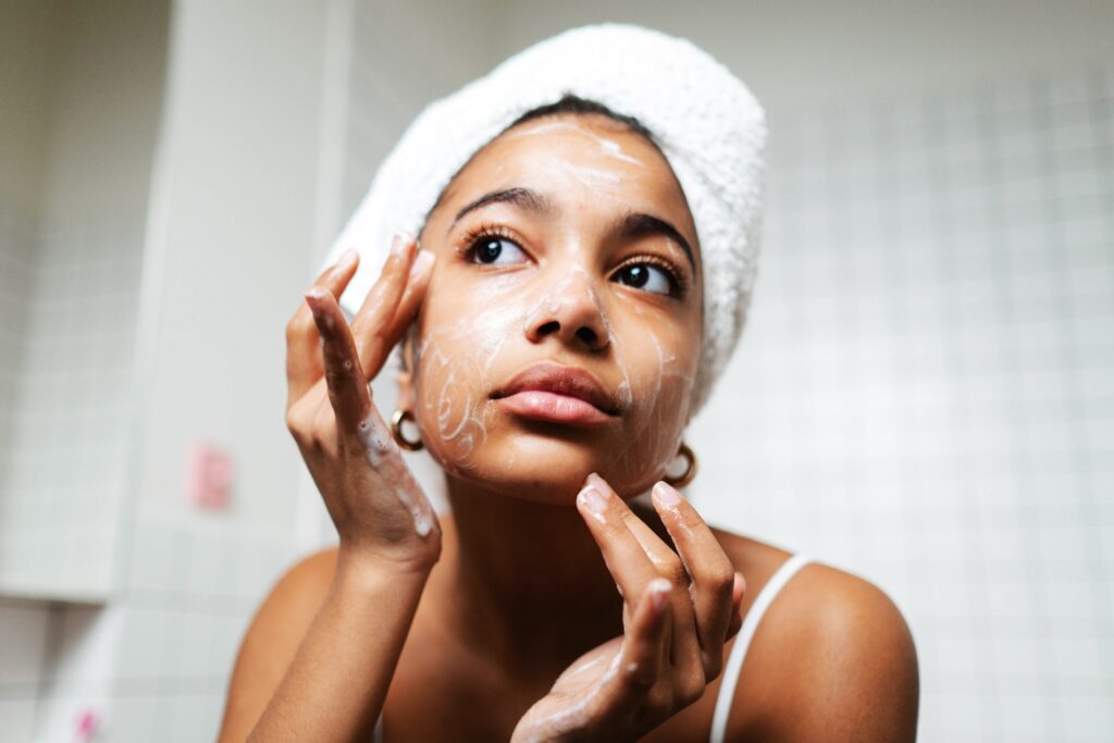 5 घरेलु तरीके से हटाये मुहासे: Good Bye Pimples "101%"